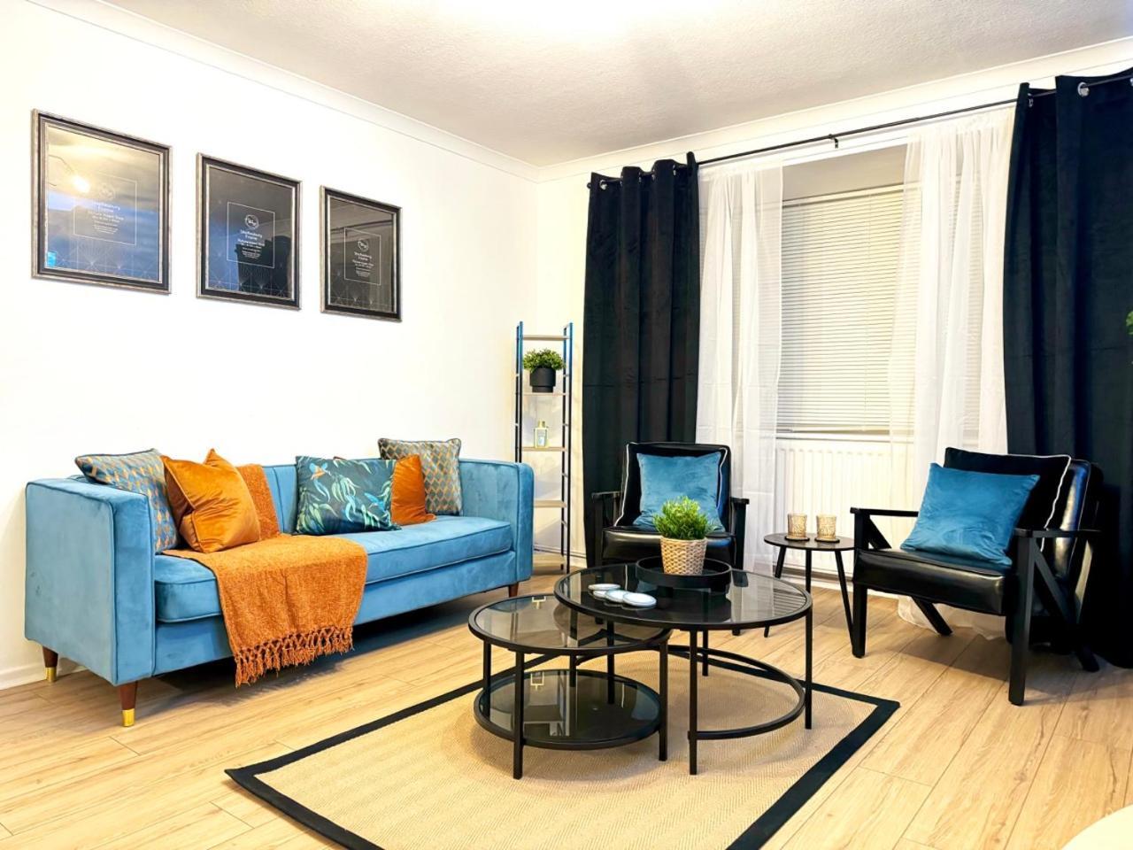 Rnm - Business Professionals Ready, Cost Effective For Large Stays! 3 Bedroom Lounge, Private Access & Entire Place, Kitchen & Washroom With Amenities, Smart Tv, Easy Access, Fast Wifi, Large Driveway, Great Transport Links, Near Worcester Hospital A Eksteriør bilde